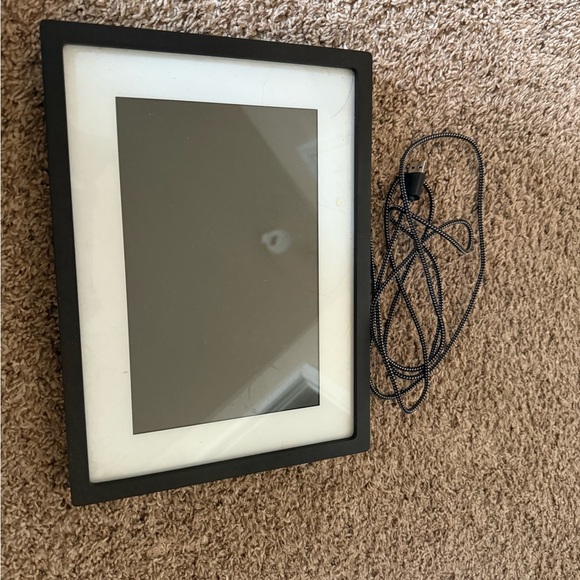 Skylight Digital Photo Frame - Picture 1 of 1